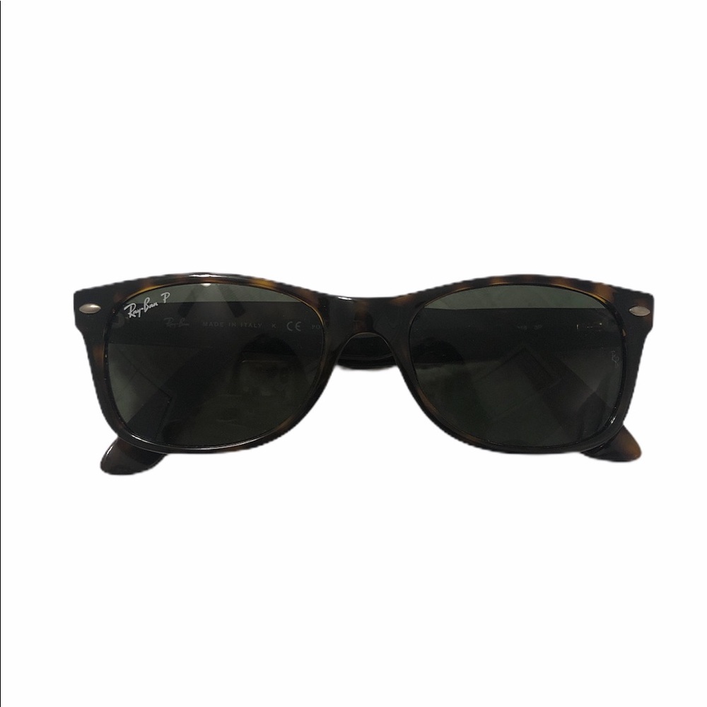 Brand New Ray-ban Wayfarer Sunglasses (Polarized)